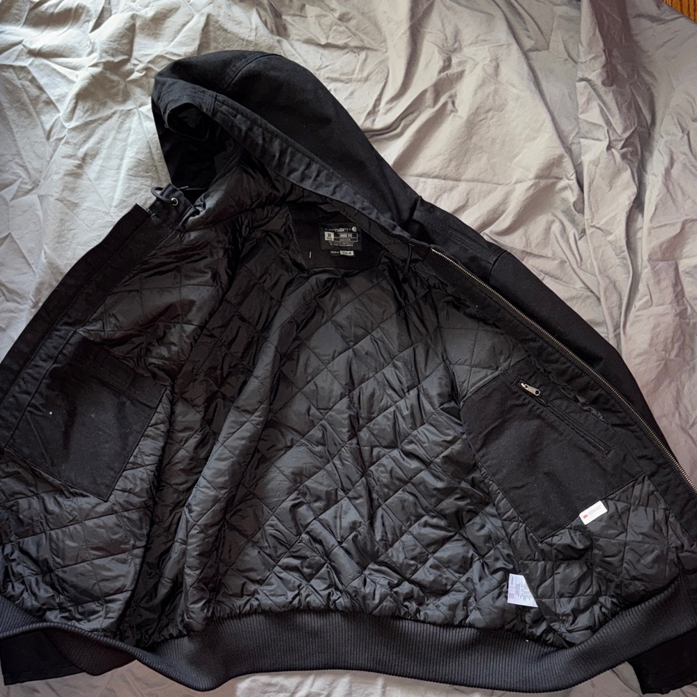Carhartt Black Hooded bomber Jacket - Picture 2 of 3